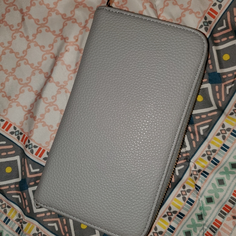 Thirty-One All About The Benjamin's Style Wallet